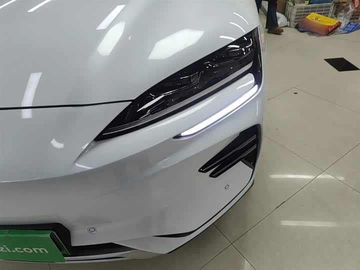 Фото 24 - BYD Song Plus Hybrid/EV