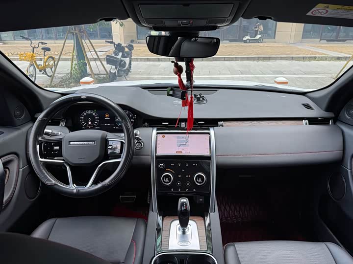 Фото 10 - Land Rover Discovery Sport