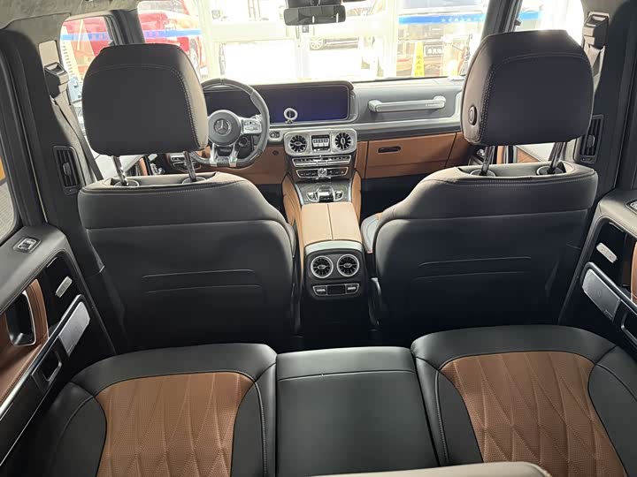 Фото 9 - Mercedes-Benz G-Class AMG