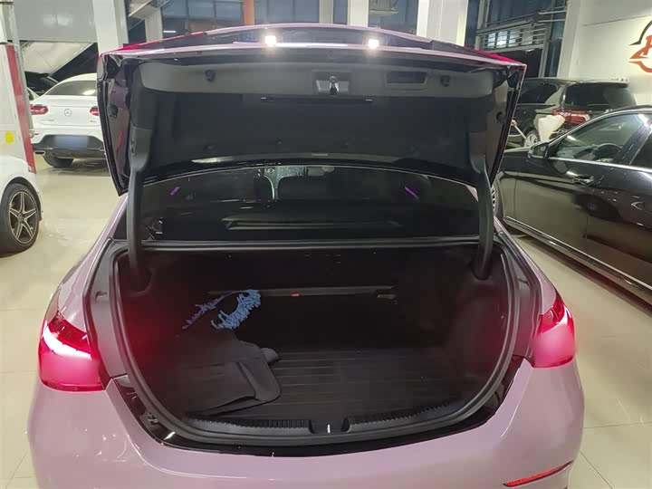 Фото 19 - Mercedes-Benz C-Class