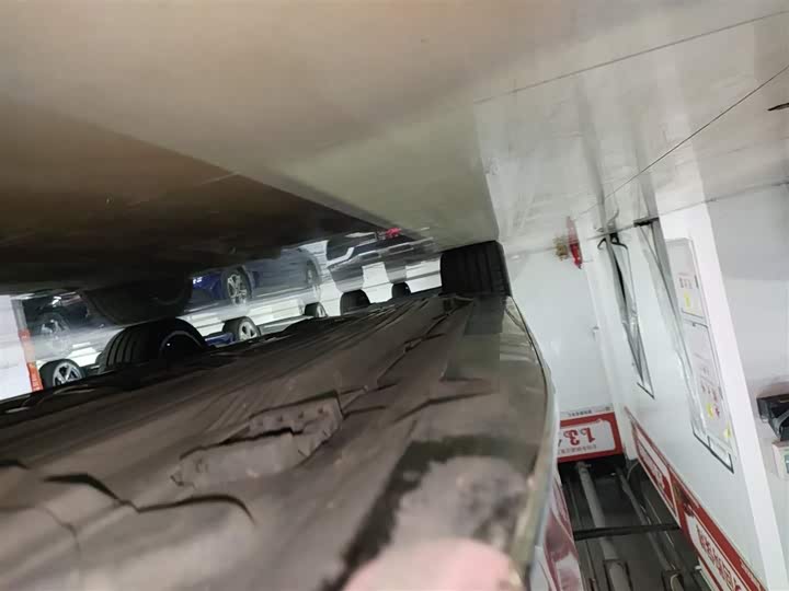 Фото 21 - Mercedes-Benz C-Class