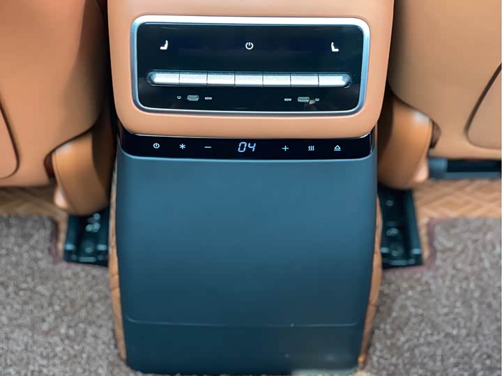 Фото 9 - LiXiang L9