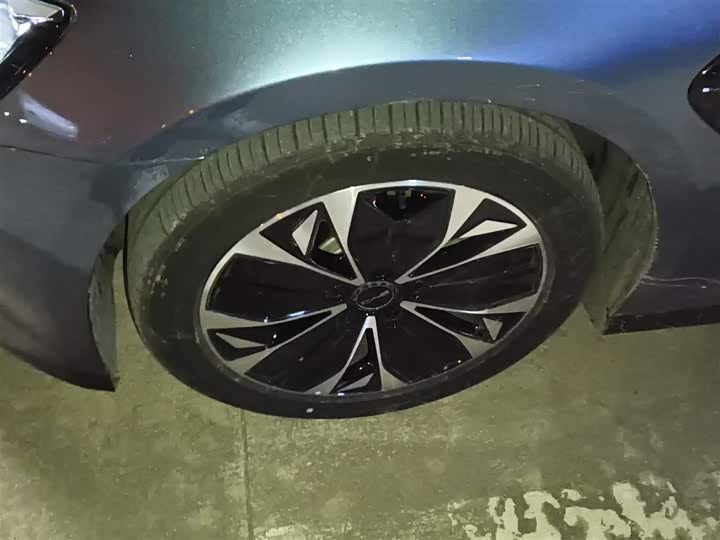 Фото 23 - BYD Seal