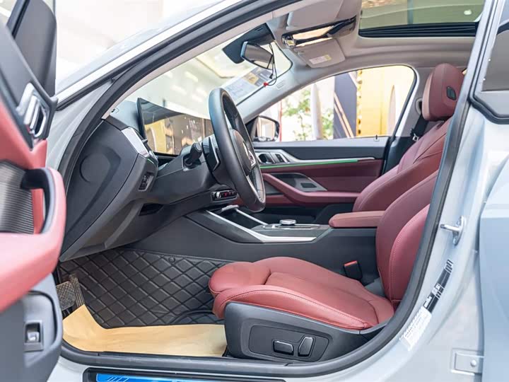 Фото 15 - BMW 4 Series