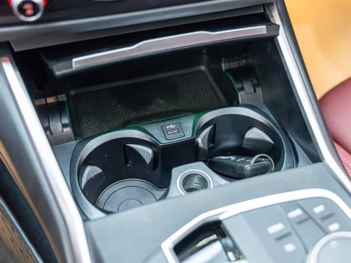 Фото 18 - BMW 4 Series