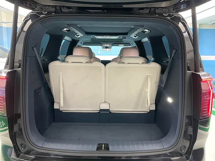 Фото 23 - Zeekr 009