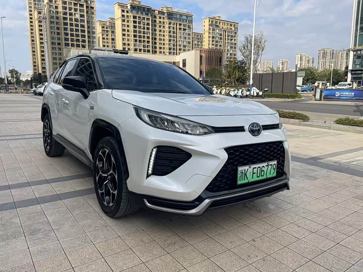 Фото 1 - Toyota Wildlander Hybrid