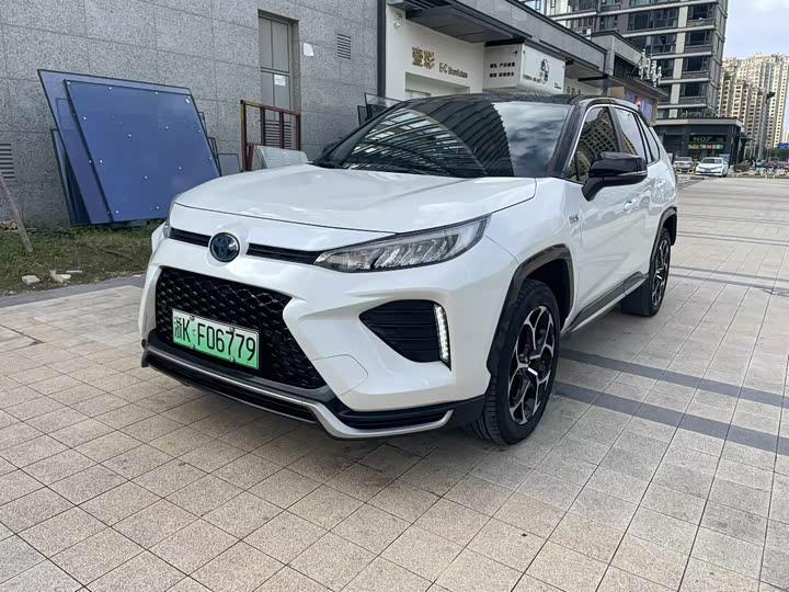 Фото 3 - Toyota Wildlander Hybrid