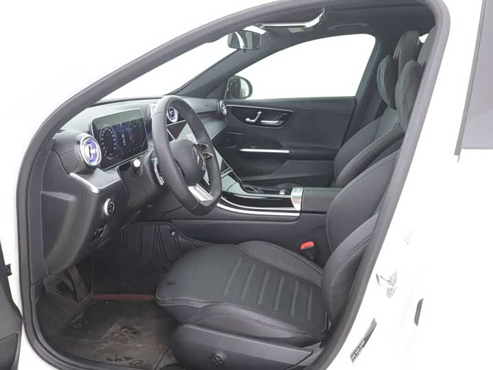 Фото 11 - Mercedes-Benz C-Class