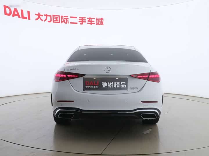 Фото 13 - Mercedes-Benz C-Class