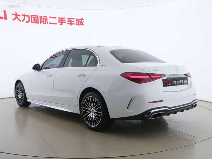 Фото 14 - Mercedes-Benz C-Class