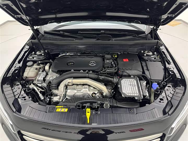 Фото 26 - Mercedes-Benz GLB-Class