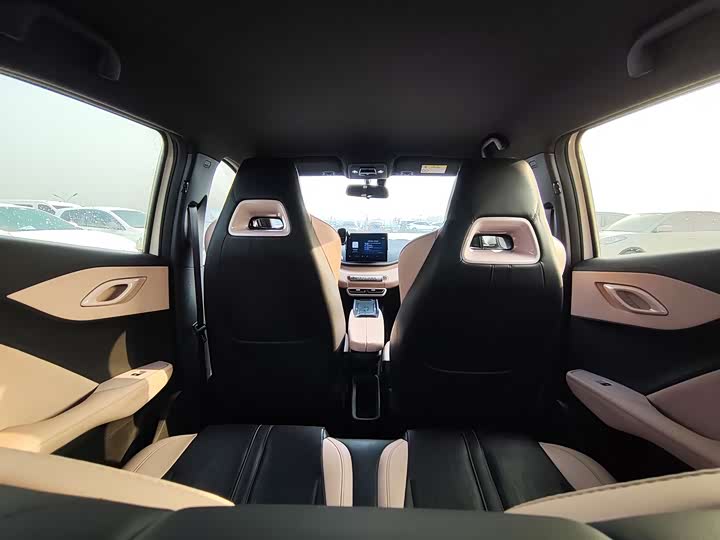 Фото 12 - BYD Seagull