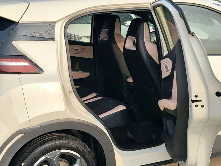 Фото 14 - BYD Seagull