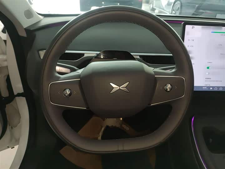 Фото 11 - XPeng Mona M03