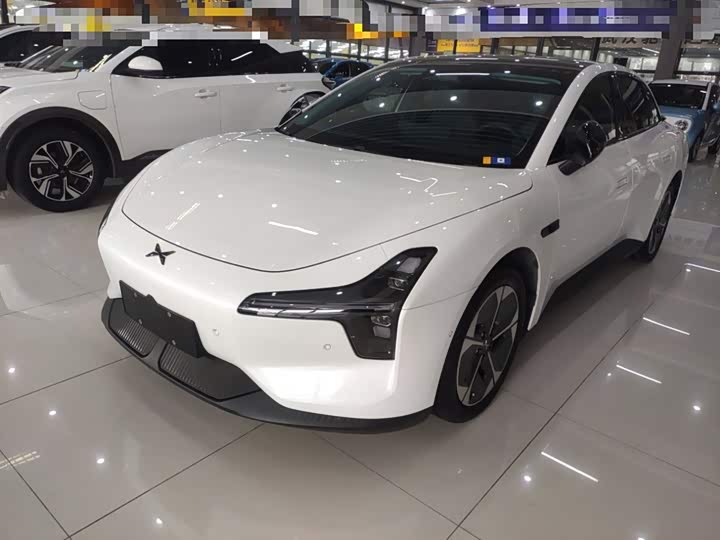 Фото 2 - XPeng Mona M03