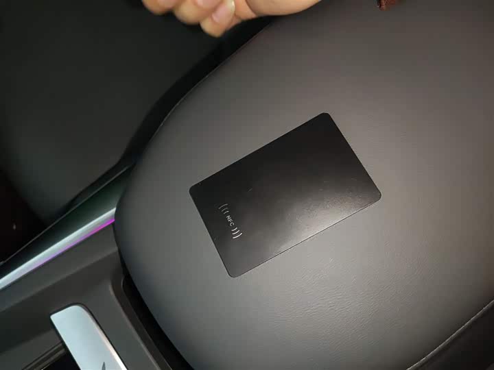 Фото 9 - XPeng Mona M03