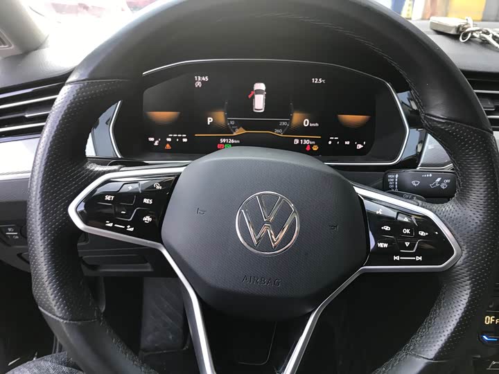 Фото 10 - Volkswagen Magotan