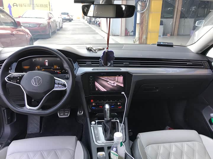 Фото 8 - Volkswagen Magotan