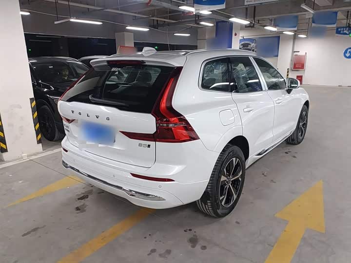 Фото 7 - Volvo XC60