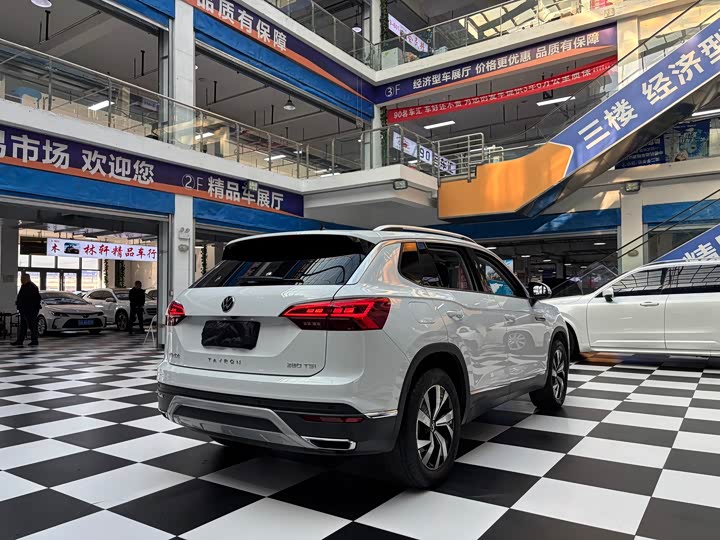 Фото 18 - Volkswagen Tayron