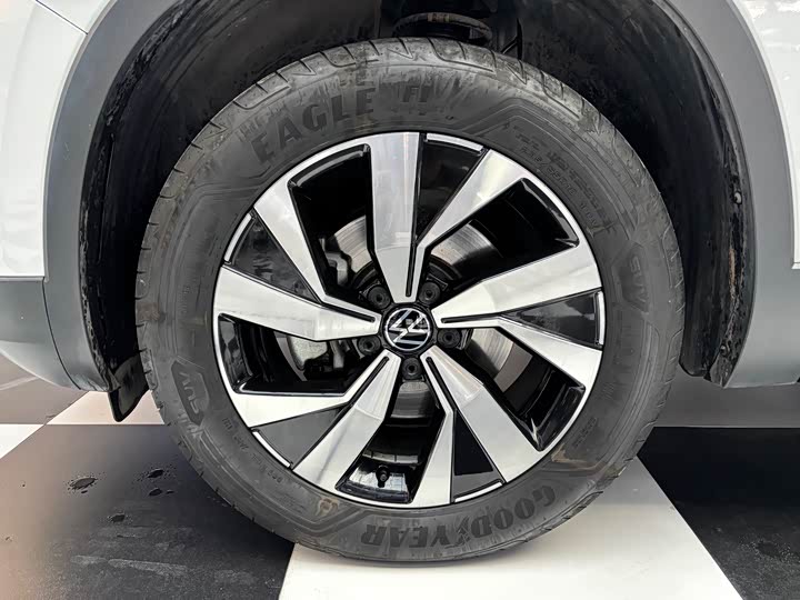 Фото 4 - Volkswagen Tayron