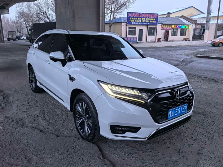 Фото 3 - Honda UR-V