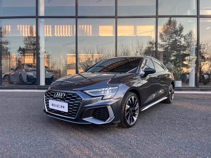 Фото 1 - Audi A3