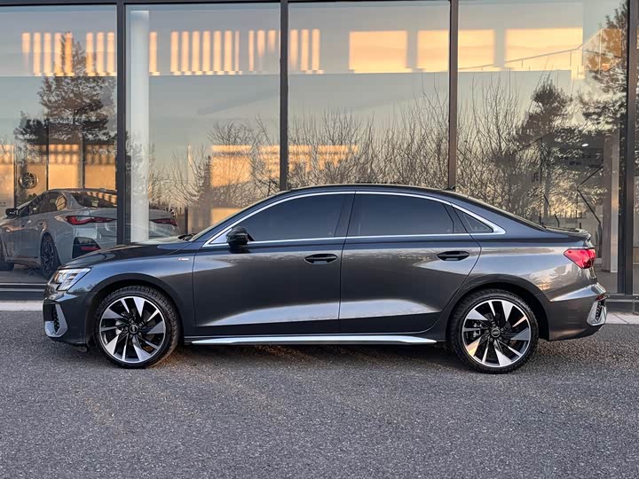 Фото 3 - Audi A3