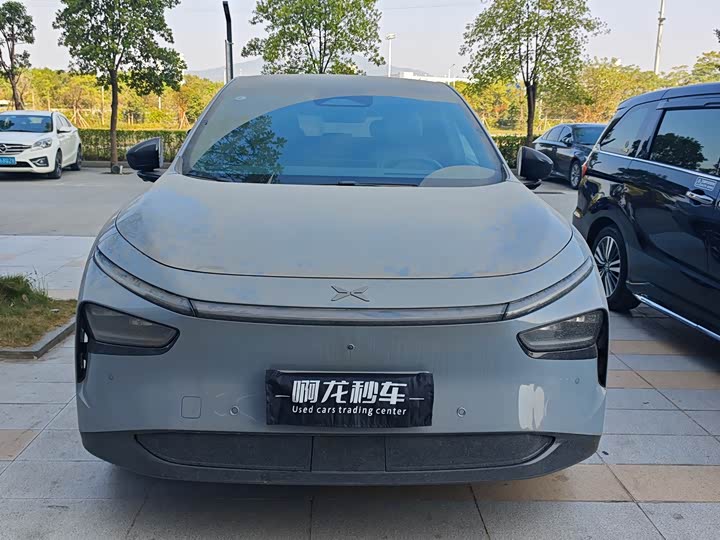 Фото 2 - XPeng G7