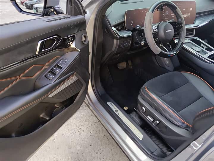 Фото 16 - Haval F7 (Monster)