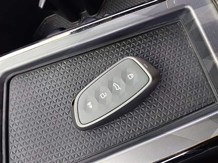 Фото 9 - Haval F7 (Monster)