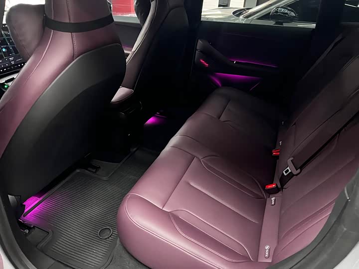 Фото 13 - Nio ET5T