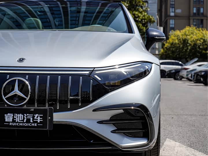 Фото 6 - Mercedes-Benz EQS AMG