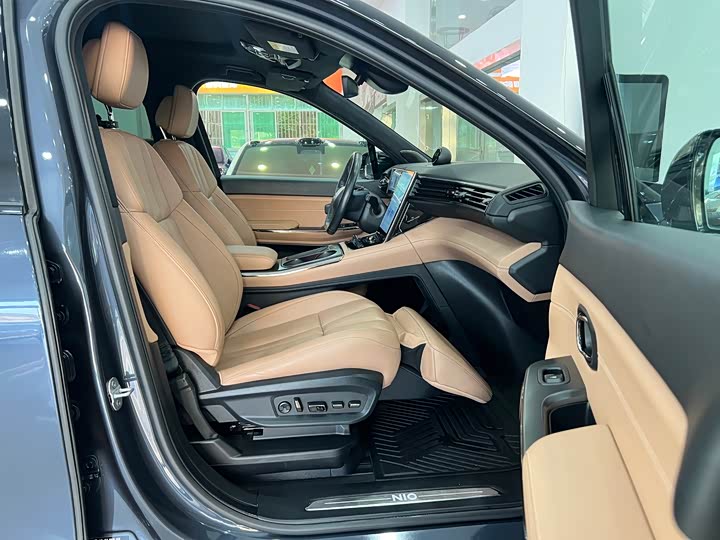 Фото 17 - Nio ES8
