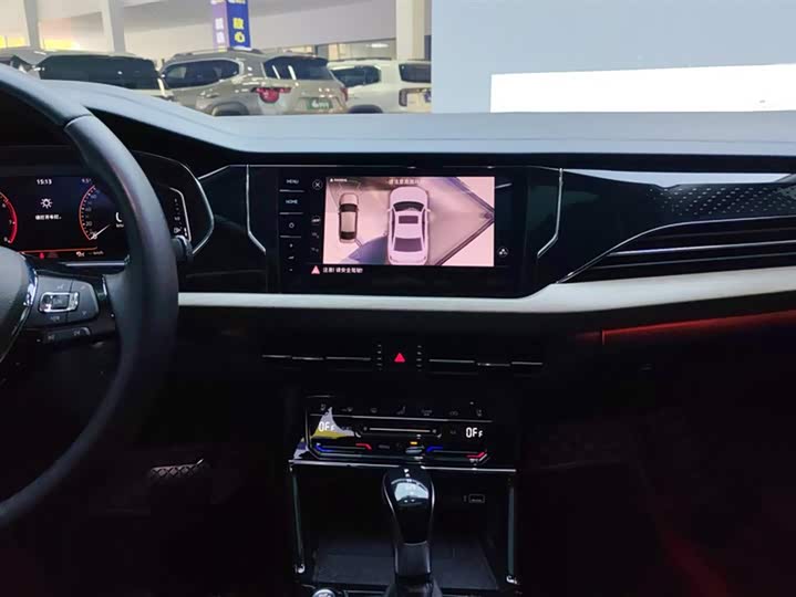 Фото 13 - Volkswagen Passat