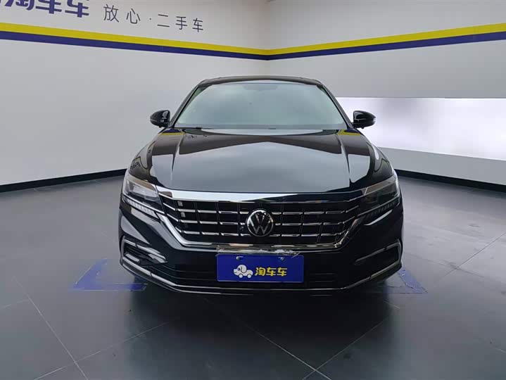 Фото 2 - Volkswagen Passat