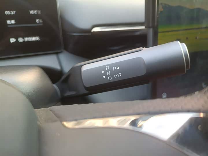 Фото 14 - GAC Aion RT