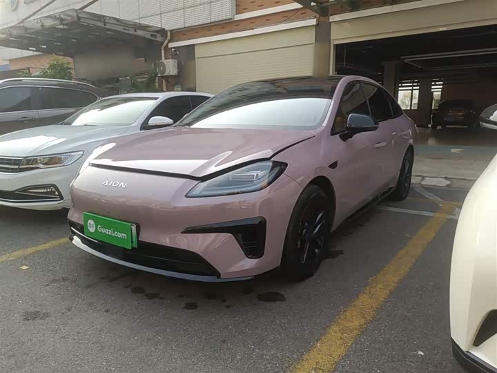 Фото 2 - GAC Aion RT