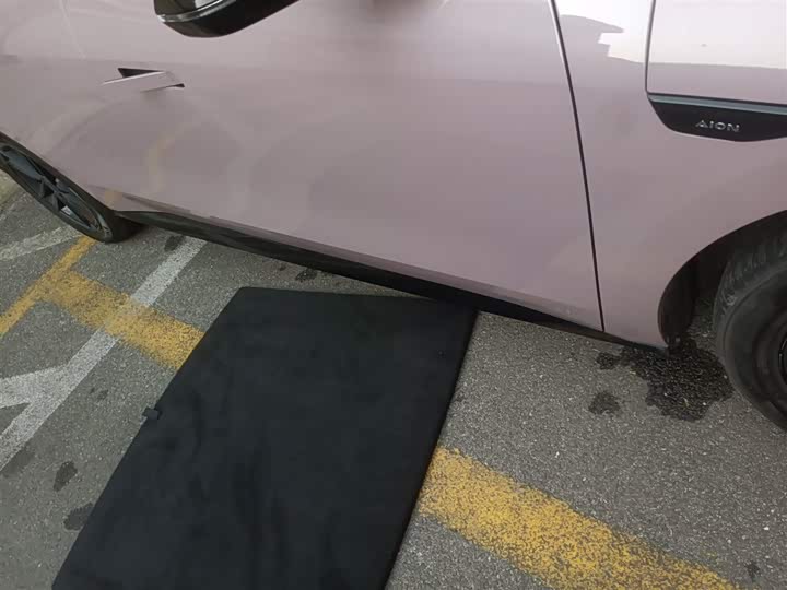 Фото 21 - GAC Aion RT