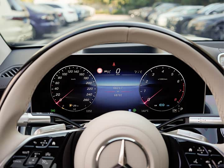 Фото 11 - Mercedes-Benz Maybach S-Class