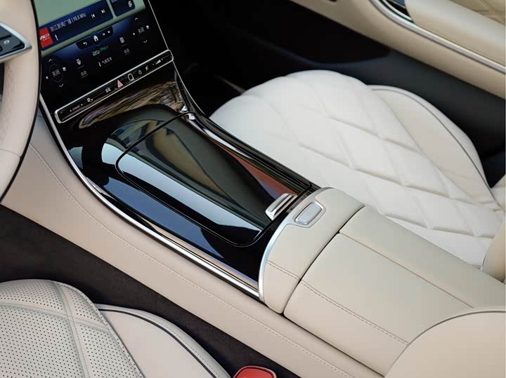 Фото 20 - Mercedes-Benz Maybach S-Class