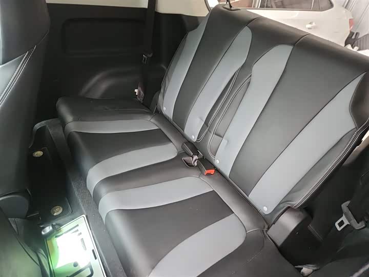 Фото 16 - Roewe Clever