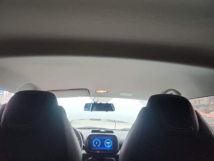 Фото 17 - Roewe Clever