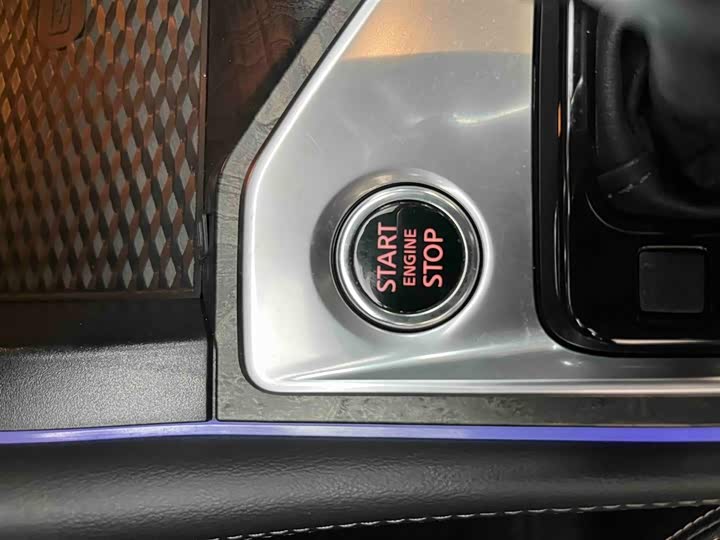 Фото 4 - Nissan Teana