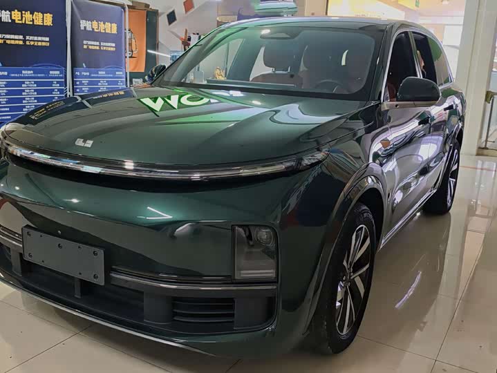 Фото 1 - LiXiang L8