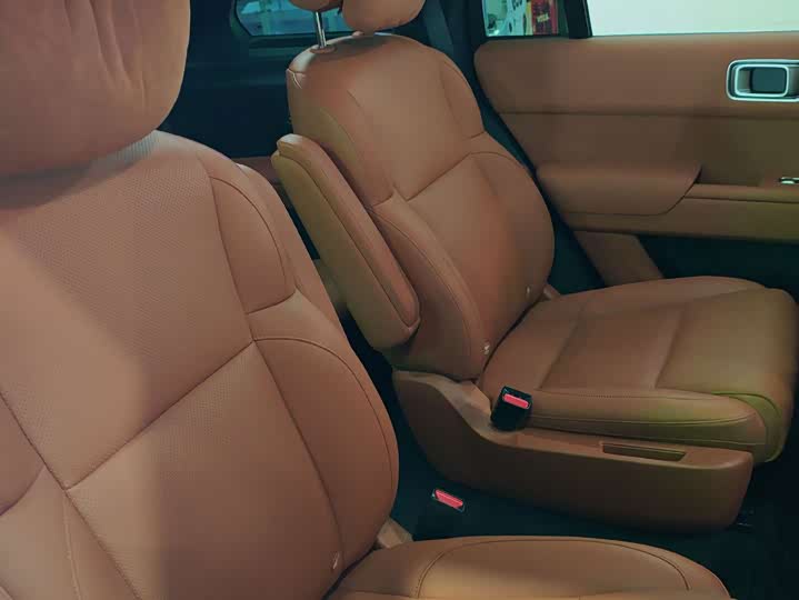 Фото 8 - LiXiang L8