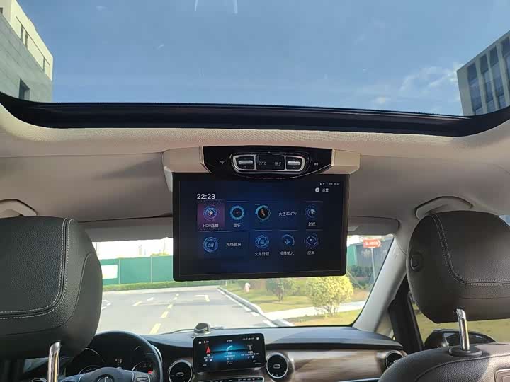 Фото 8 - Mercedes-Benz V-Class