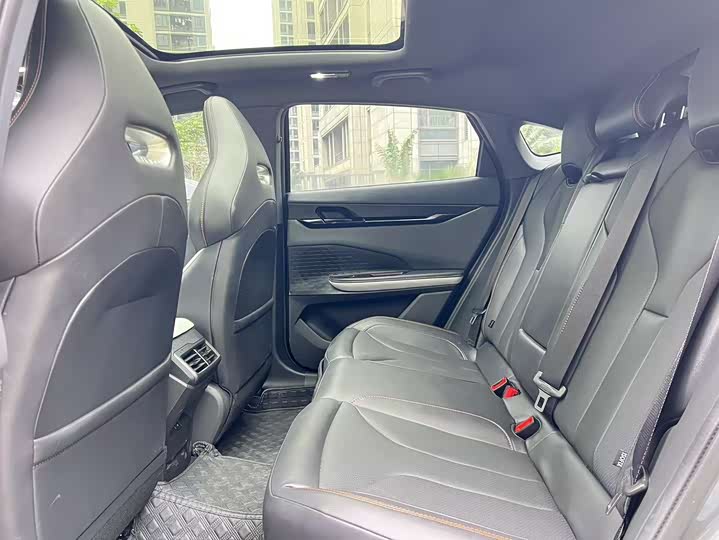 Фото 7 - Changan UNI-V