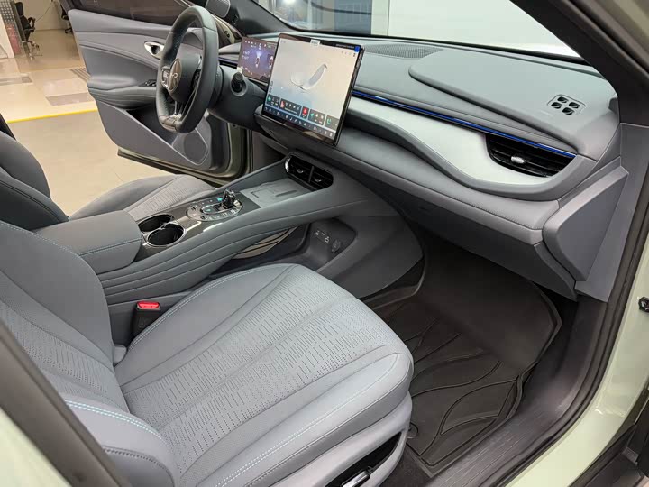 Фото 10 - BYD Seal 06 GT